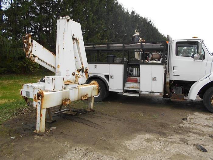 Used 2001 National Crane National Crane- Stock #: 4476