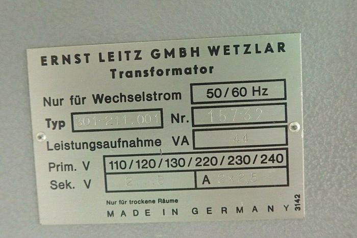 Used Leitz Wetzlar Diavert Microscope w/ 4 Objectives, Periplan GF 10X Eyepieces etc