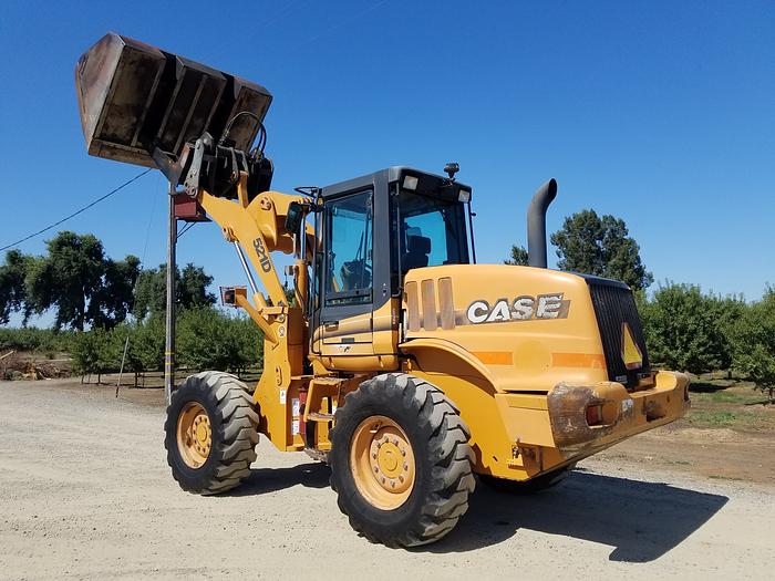 Used 2005 CASE 521D