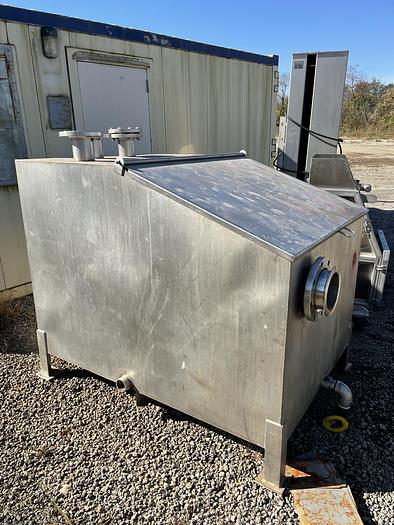 Used Used stainless steel square clarifying tank