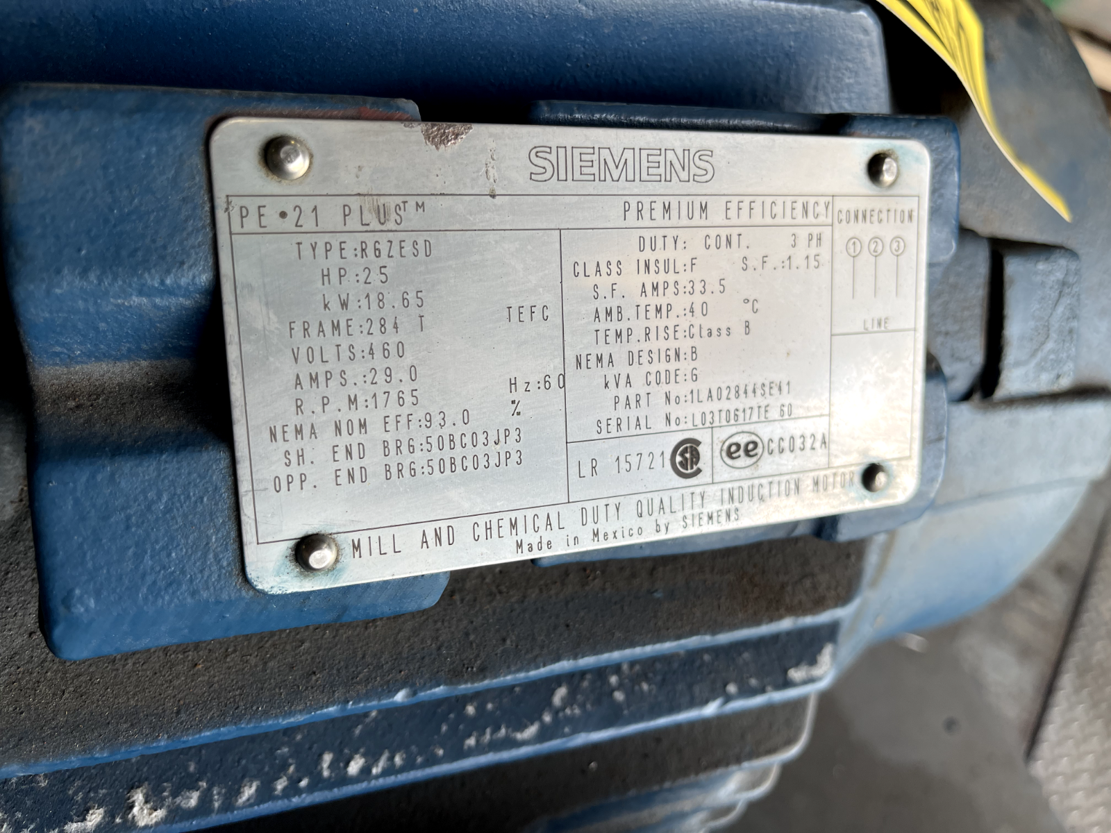 SEIMENS 25 HP ELEC MOTOR 1765 RPM 460 V FRAME 284T RGZESD