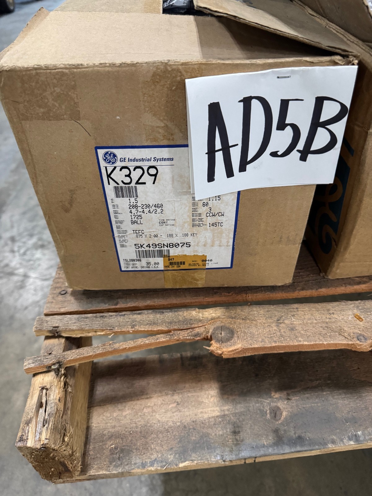 GE 11/2 HP MOTOR AD5B K329 5K49SN8075 1725 RPM 208/230/460 V 4.7-4.4/2.2 AMP