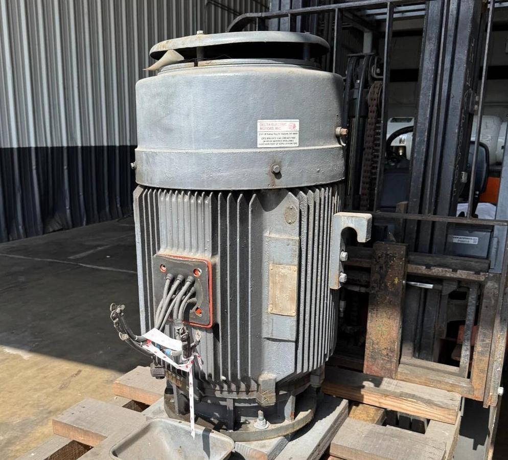 SIEMENS MOTOR B 100 HP MODEL RGZVMTSD 1775 RPM 460 V 118 AMP 3 PH FR 405HP