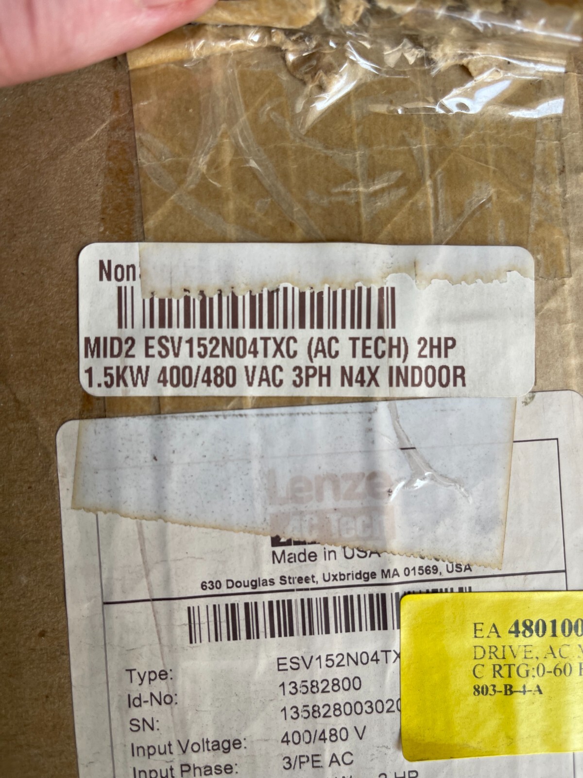 AC MOTOR DRIVE 2 HP 3PH NEMA 400/480 V NX4 INDOORES LENZE AC TECH V152N04TXC