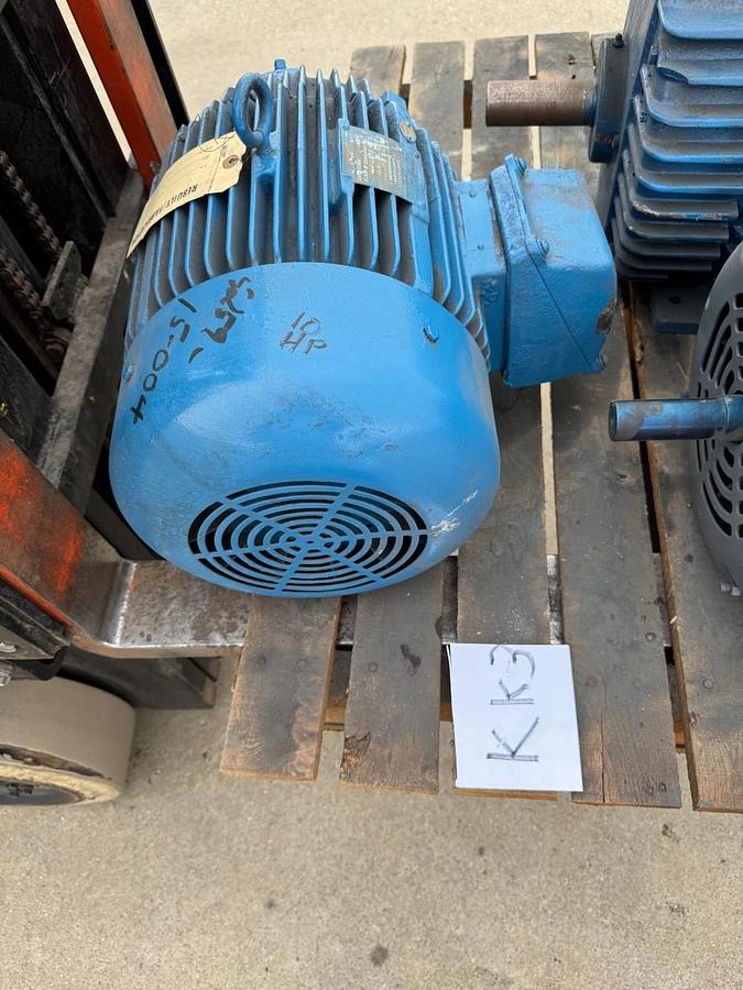 WESTINGHOUSE MOTOR 10 HP KK3 MODEL TBFC 1760 RPM 460 V 3 PH 12.5 AMP FR 256U