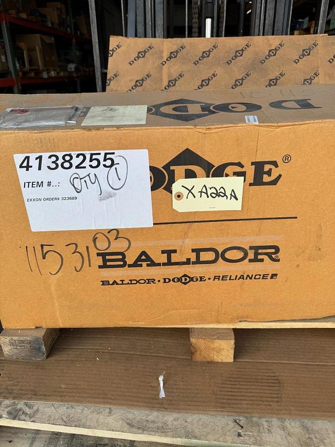 BALDOR / DODGE GEAR MOTOR 4138255 XA22A 3/4 HP 1725 TO 97 RPM 230/460 3 PH