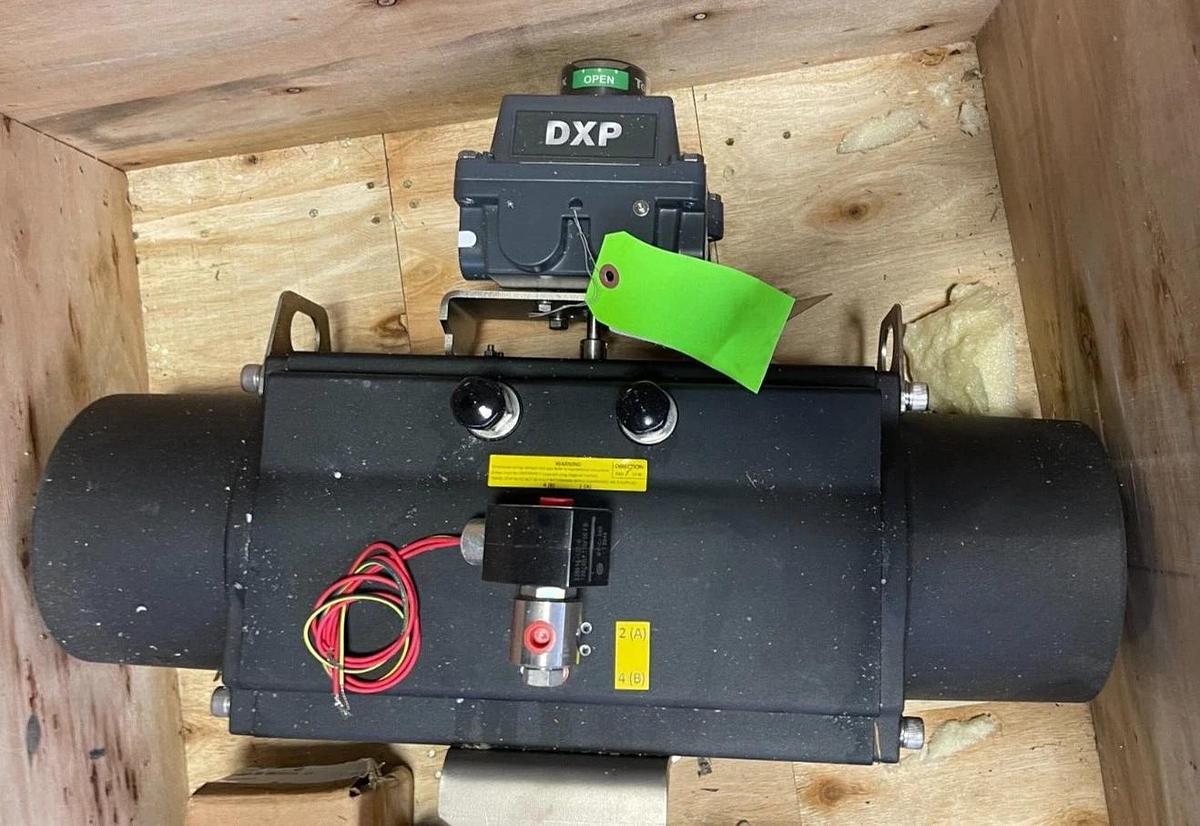 4" 150 RF FP BALL VALVE 316 KTM EB1SF-0100R38 W ACTUATOR EMERSON