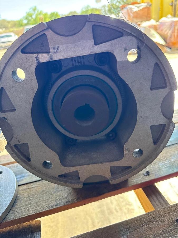 TIGEAR/2 BALDOR GEAR REDUCER 1XPA 1XPB MOD 35Q20R181750 RPM 20 TO 1 RATIO 5.96 H