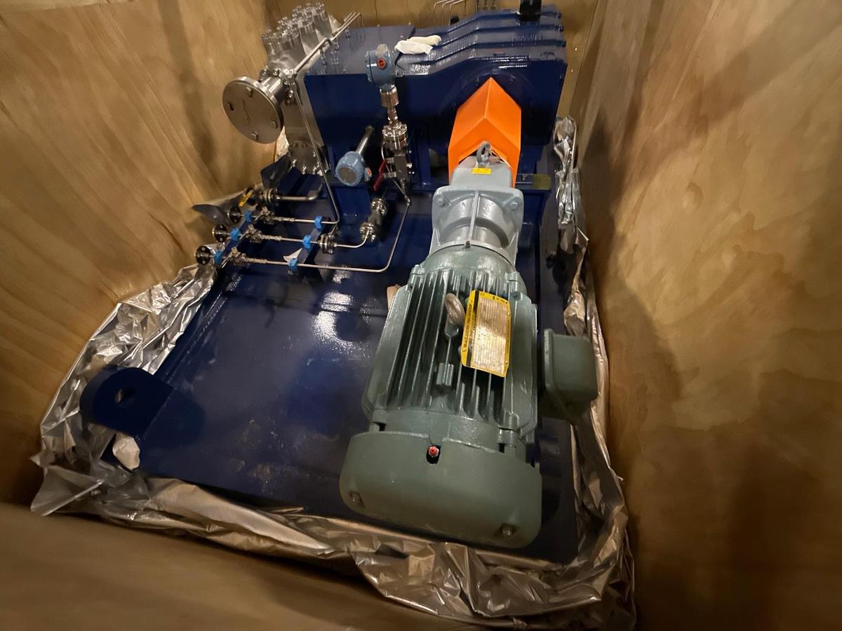 RUHRPUMPEN TYPE RDPT 100/80-S11 B28(A) Positive-displacement Triplex Pump 2YL