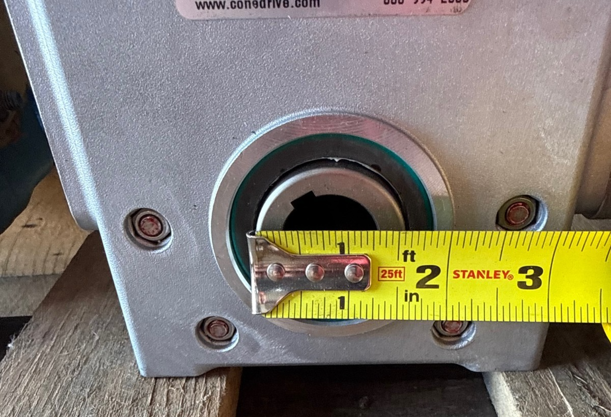 CONEDRIVE GEAR REDUCER 1XQE MODEL SO305.0SWSAD03MGKCJZ 1750 RPM 5 TO 1 RATIO