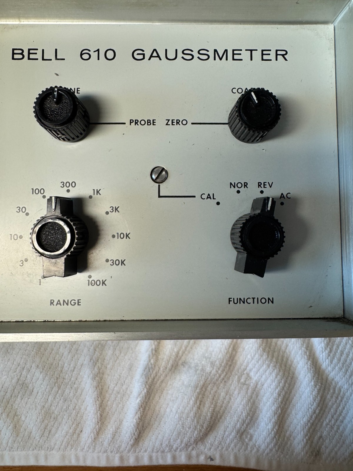 F.W. BELL GAUSMETER AC3 MODEL 640 SER 61398
