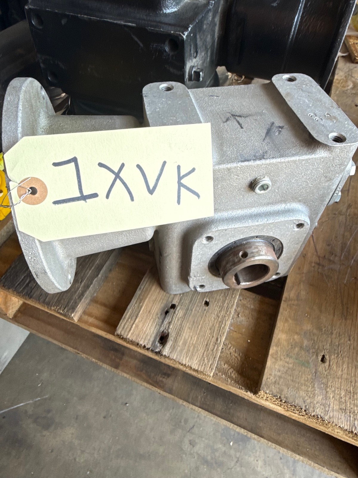 ELECTRA GEAR GROVE GEAR REDUCER 1XVK MOD EL-HM-821-5-H1-56-19 1750 RPM IN 5 TO 1
