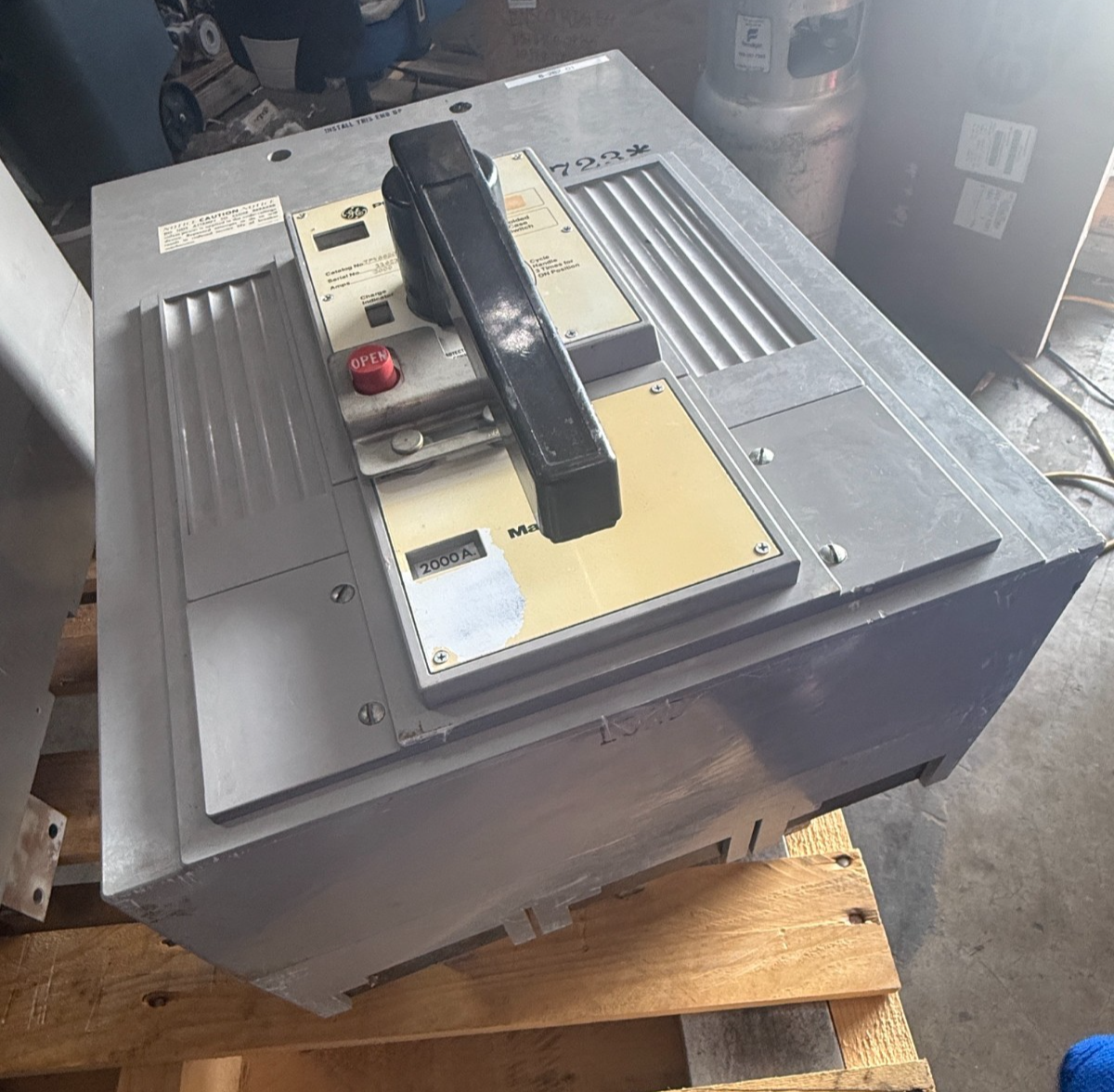 Refurbished General Electric 2000 AMP Power Break I BREAKER MODEL TPY6620  W MagneTrip 2YX1