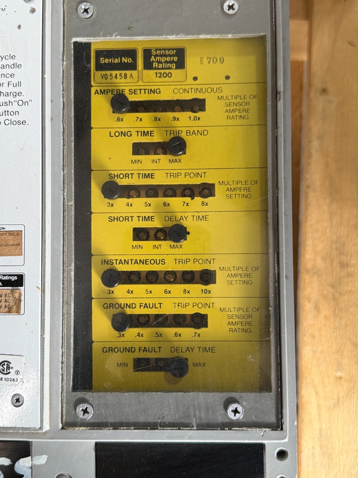 Refurbished General Electric 1200 AMP Power Break I BREAKER MODEL TPSS4612 W VERSA TRIP 2YX3
