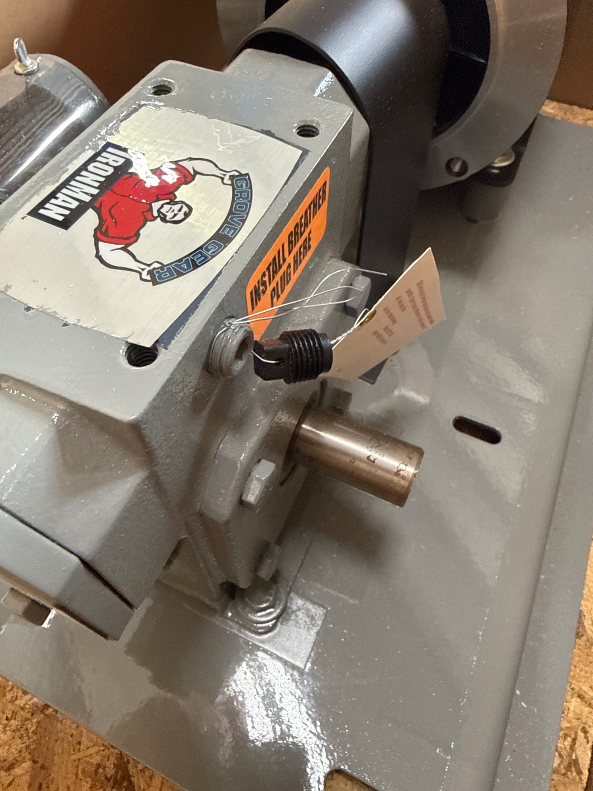 IRON MAN GEAR MOTOR W RELIEF VALVE 2XSA 2XSB MOD NH-T-821-50-D SP 50 TO 1 RATIO