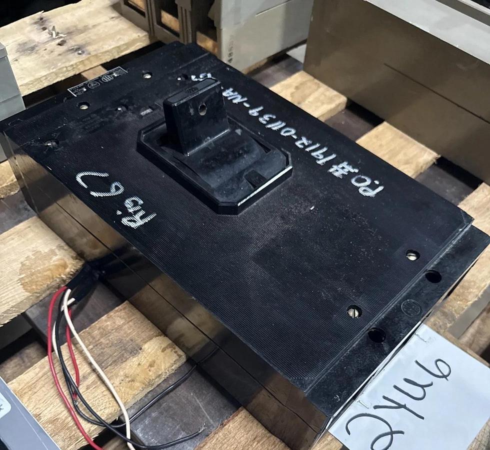 Refurbished ITE TYPE ET 800 AMP BREAKER KM FRAME 3 P 600 V 2YU6