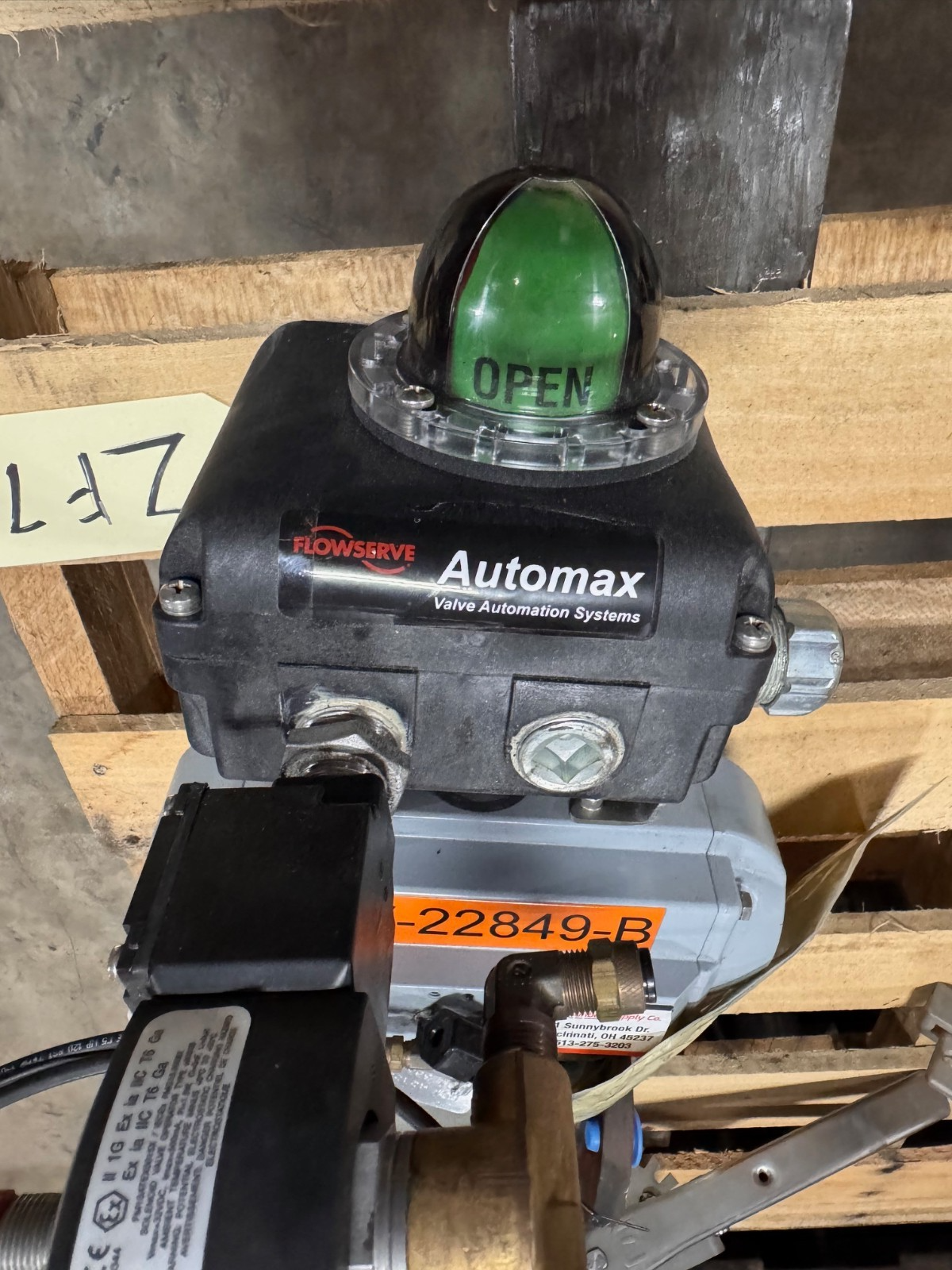 JAMESBURY 11/2"" 150 FP BALL VALVE CS X 316 7150 WITH AUTOMAX ACTUATOR
