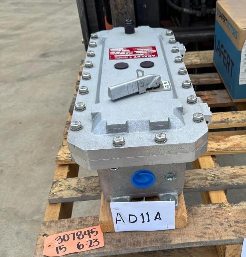 ADALET EXPLOSION PROOF BREAKER BOX ENCLOSURE XCBSAQ N4 AD11A