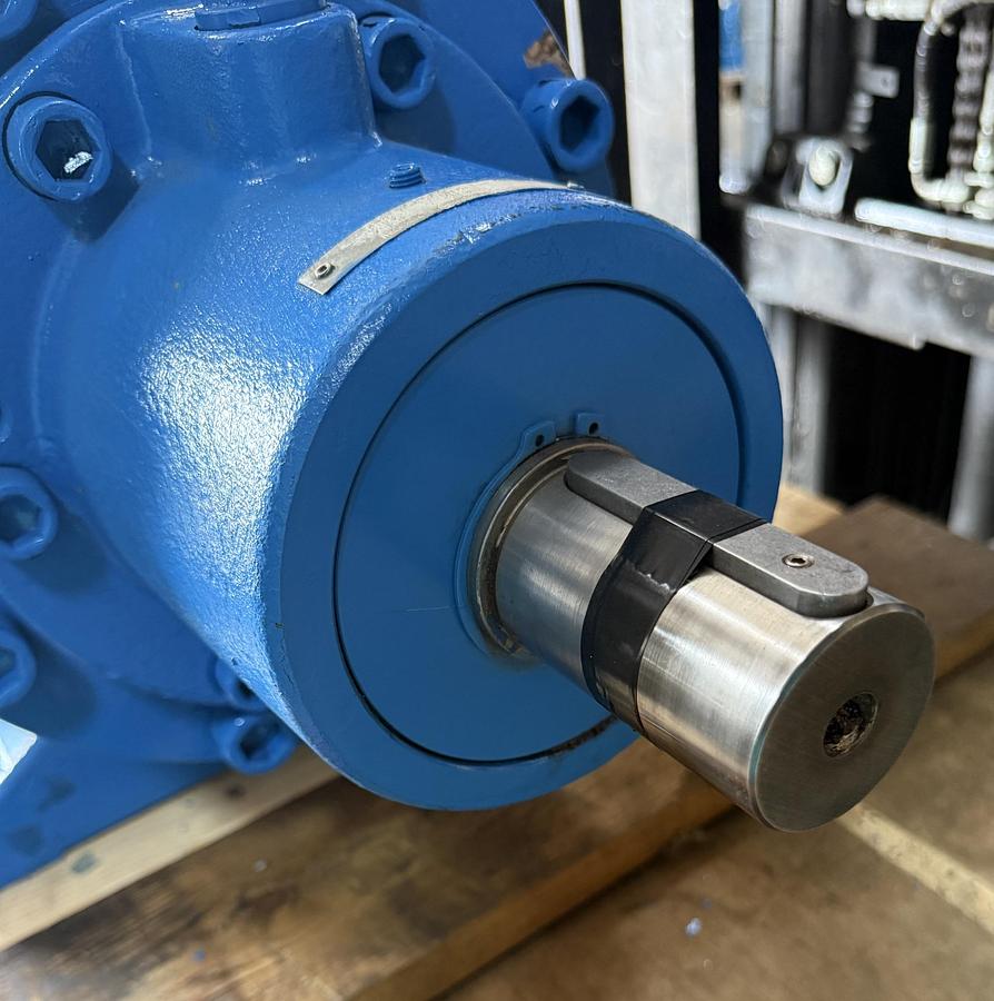 Refurbished Allweiler POSITIVE DISPLACEMENT PUMP 2YZ7 MODEL USNH1300ER46 6" FLANGED ENDS 660 GPM @ 400 PSI