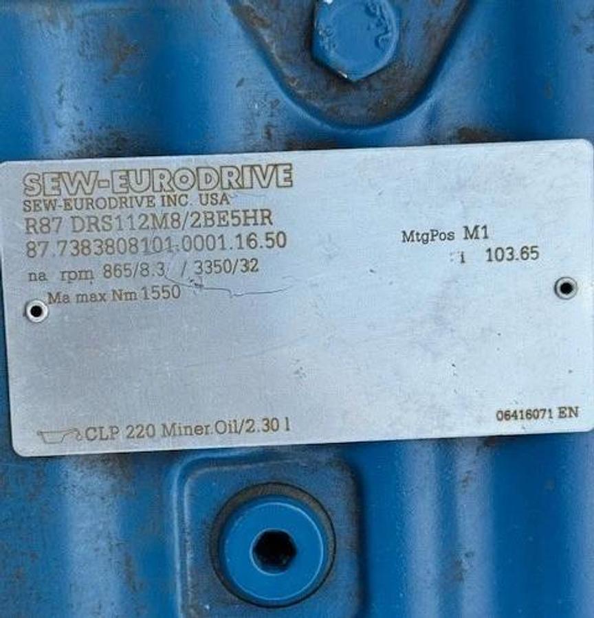 SEW-EURODRIVE GEAR MOTOR WA23 MOD R87 DSR112M8/2BE5HR 865 TO 8 /3350 TO 32 RPM