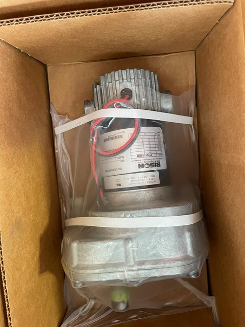 BISON DC GEARMOTOR 1/15 HP 90 VDC RATIO 81 TO 1 011Q127-0080