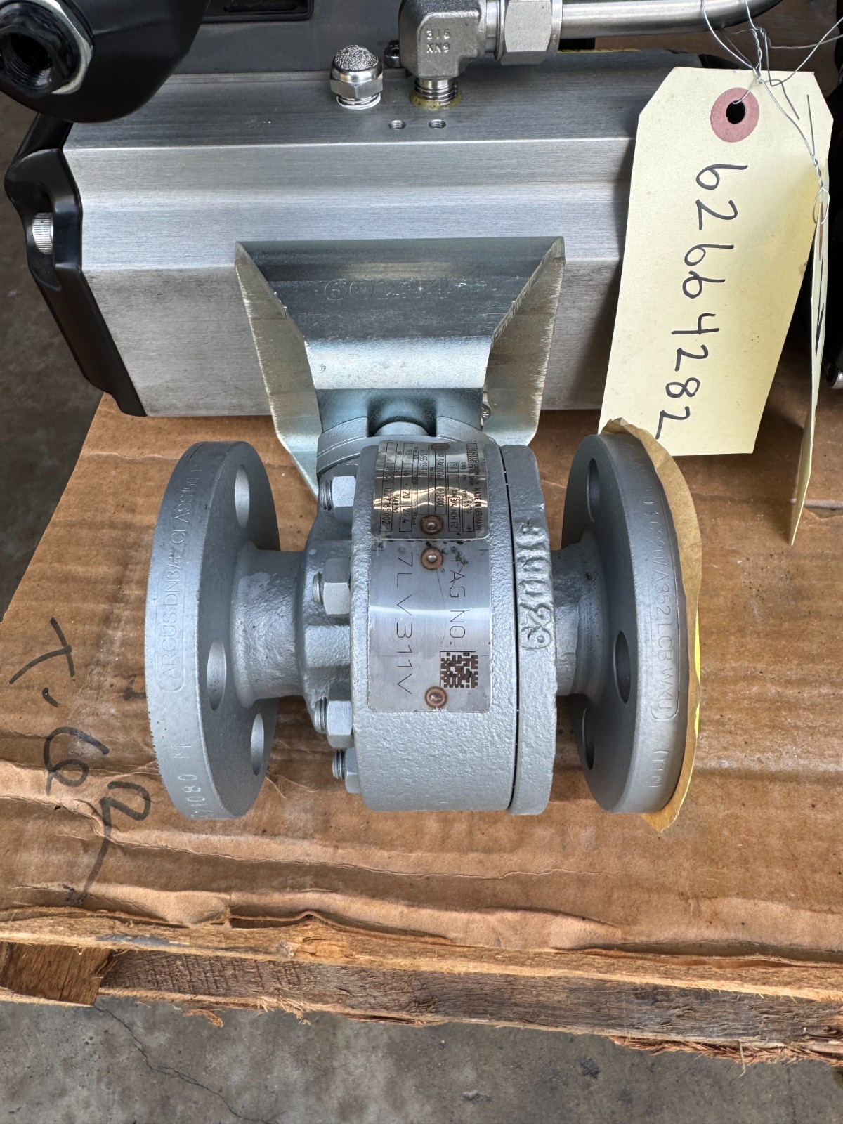 ARGUS 3/4" 150 RF FP BALL VALVE V20 MODEL FK79 CS BODY SS TRIM W ACTUATOR