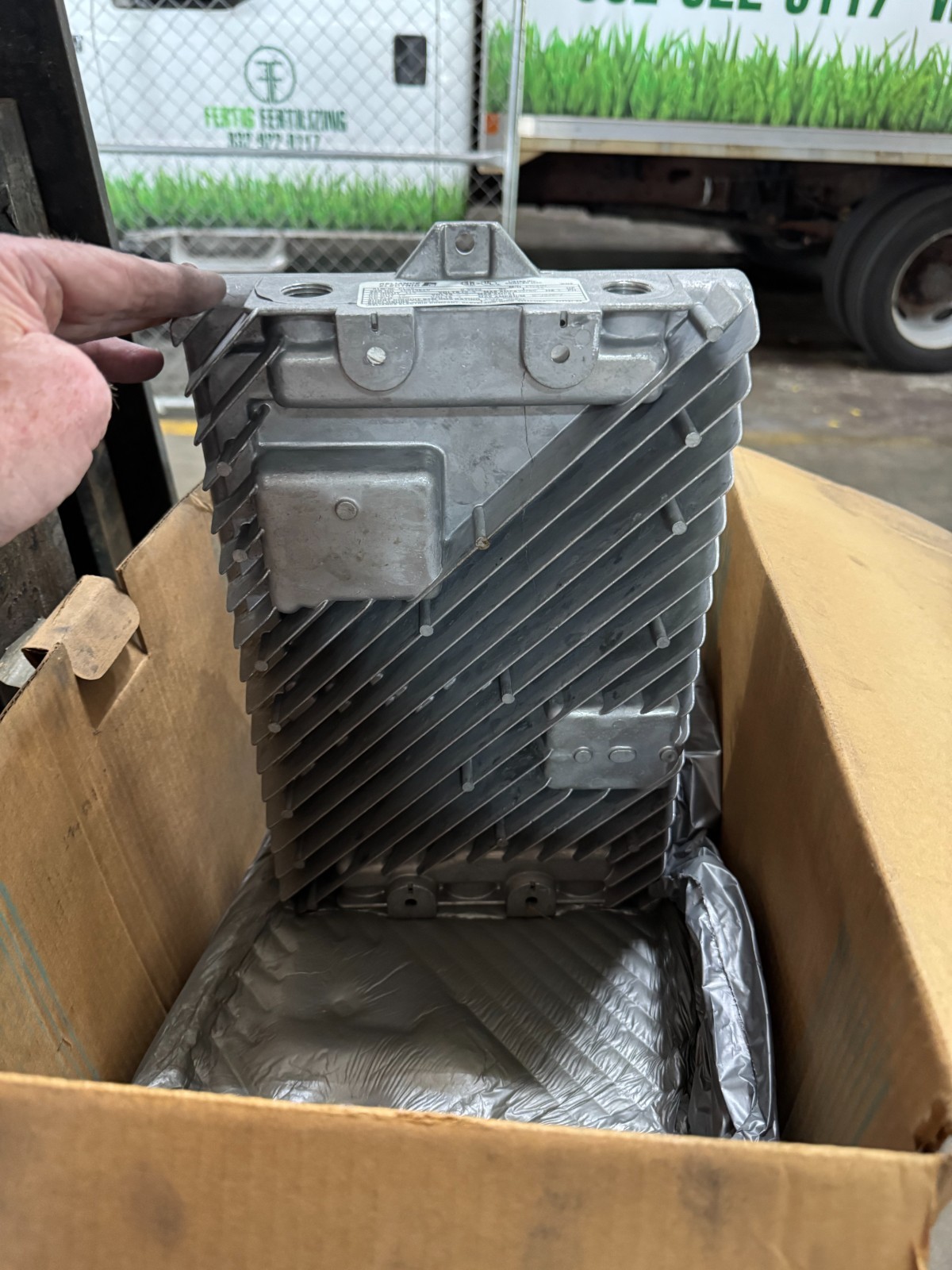 Reliance Motor Drive model 14C200 L12 1/4-3/4 HP 115 V Chas Non Regen