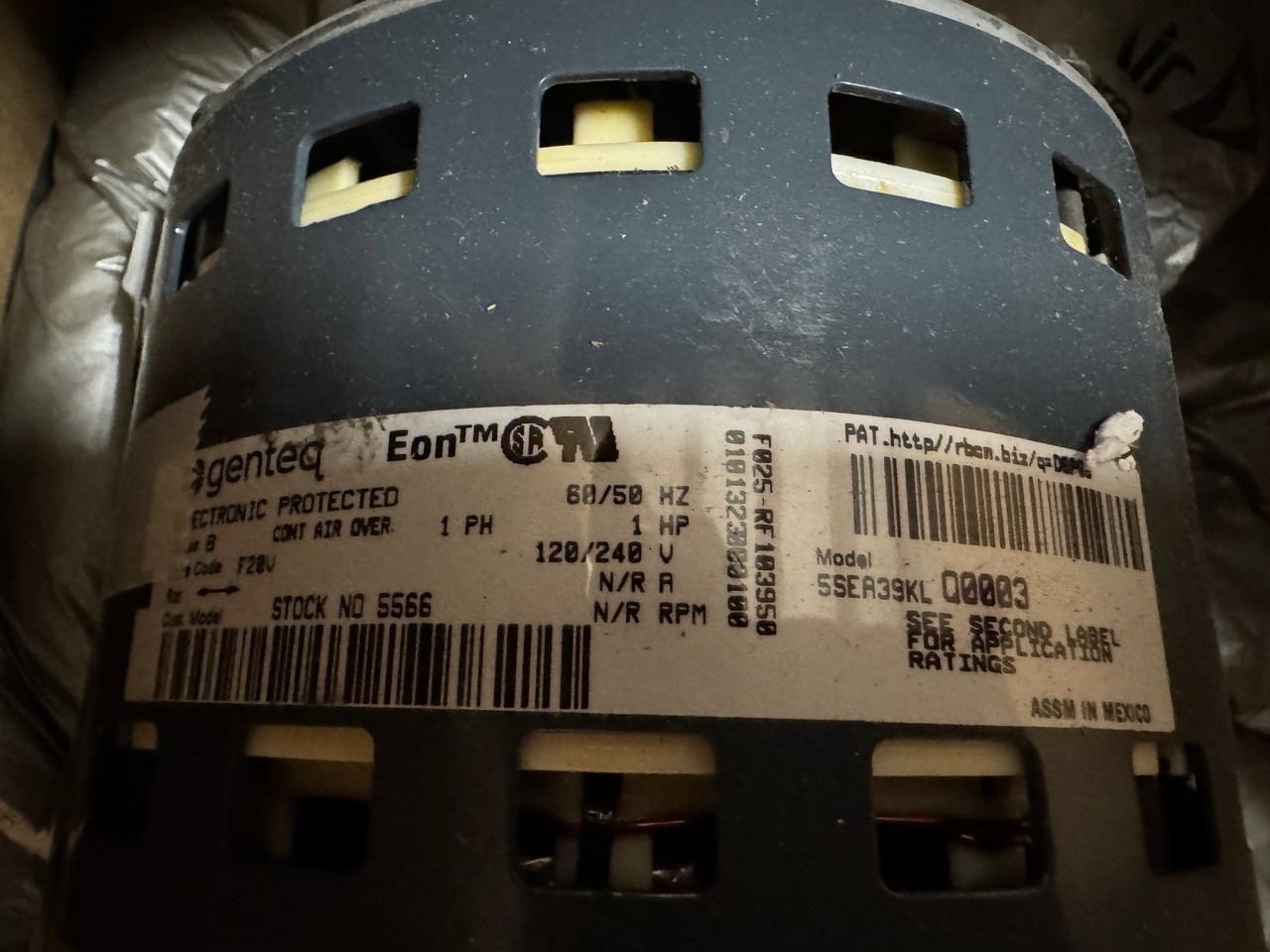Carrier Genteq Motor 1 HP Model HD52AZ468 WA4B 120/240 V 1100/900 RPM
