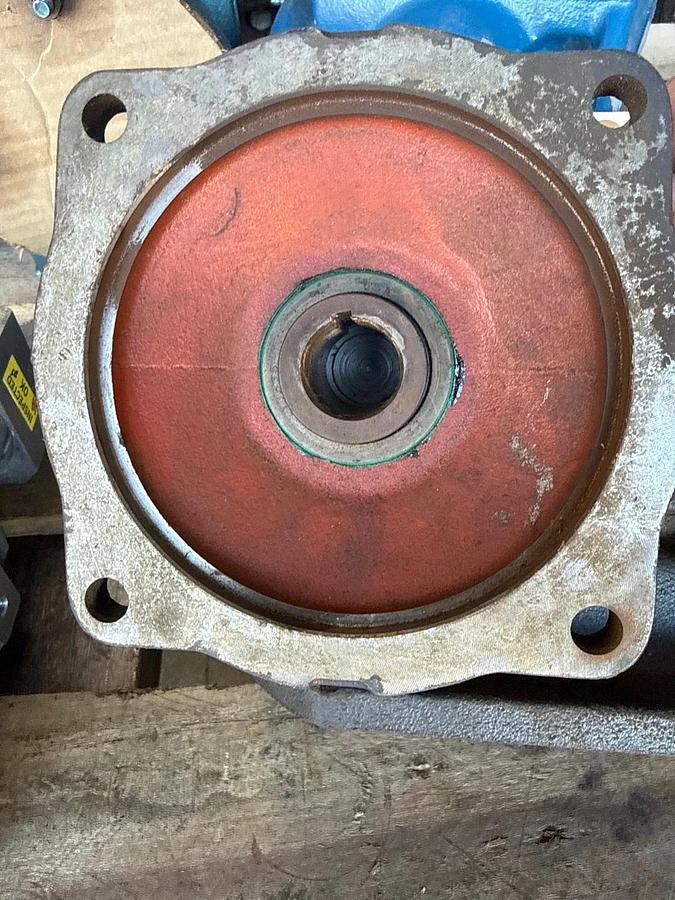 HUB CITY GEAR REDUCER 1XQF MOD 21860/1L 60 TO 1 RATIO STYLE 00010
