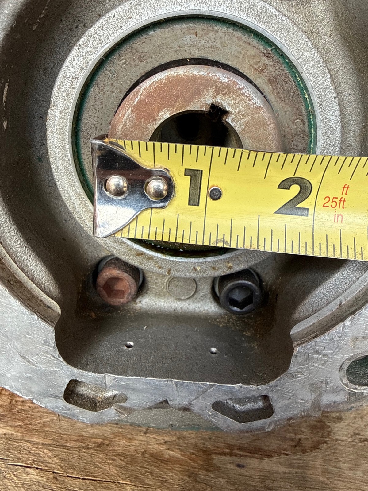 TIGEAR/2 BALDOR GEAR REDUCER 1XTA 1XPH MODEL 26Q20H14 1750 RPM 20 TO 1 RATIO