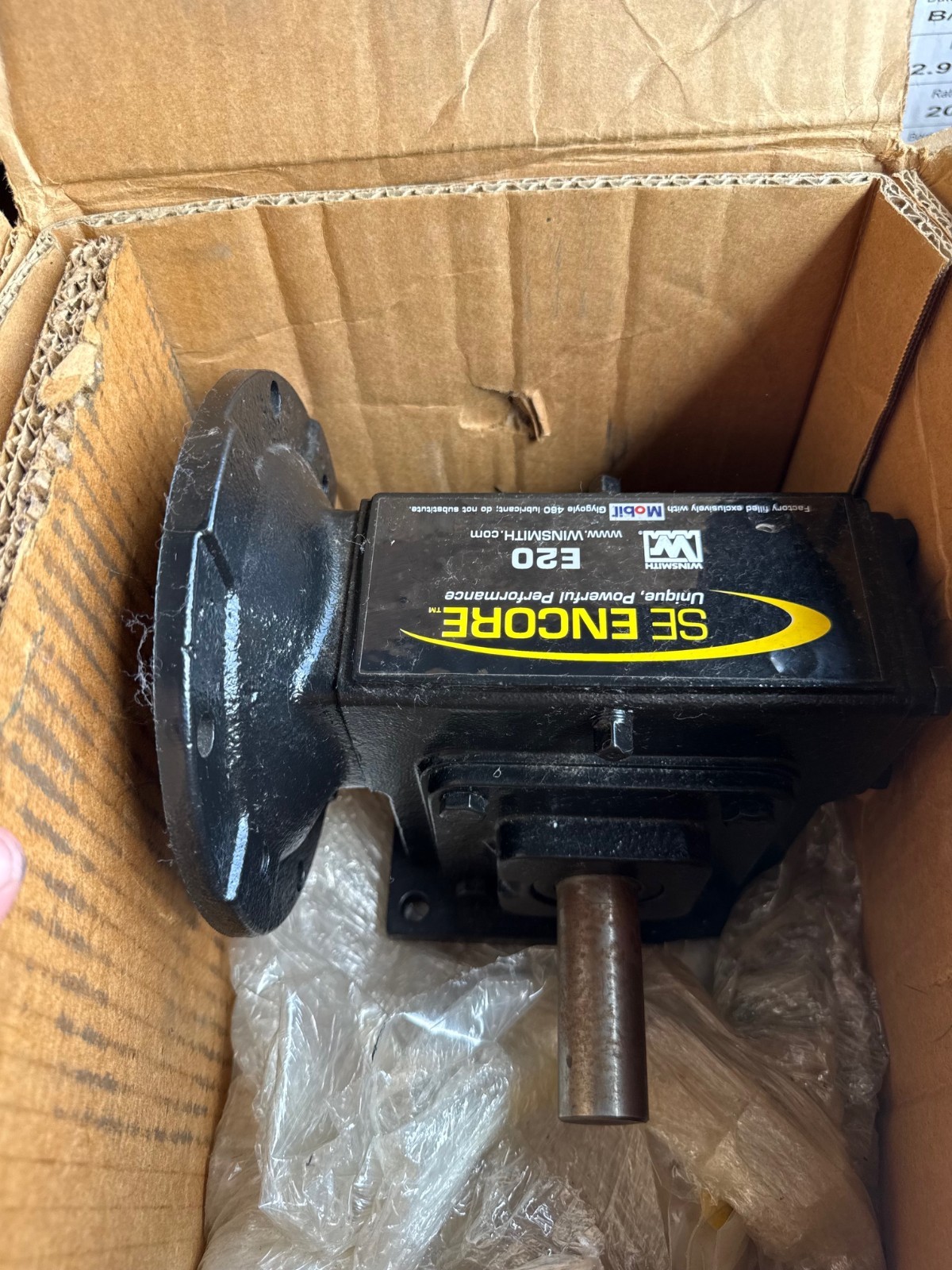 SE ENCORE WINSMITH GEAR REDUCER 1XIE 1XIG MOD E-20MDTS543X0C1 1750 RPM IN 15 TO