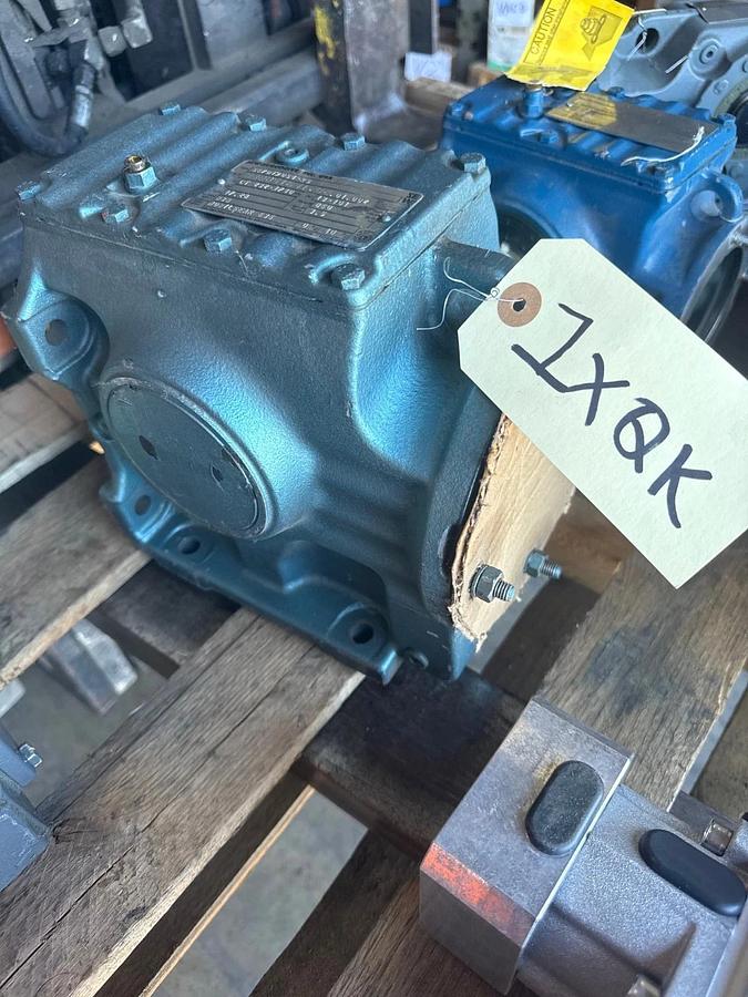 SEW-EURODRIV GEAR REDUCER 1XQK MOD S67/DT90S4-KS 232/1740 TO 13/101 RPM
