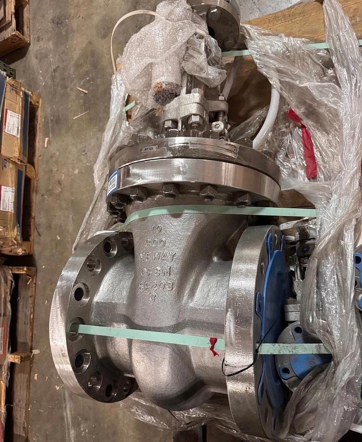 Used 10" 300 RF GATE VALVE 316 SS BODY W MTR'S 2YM1 NEWAY MODEL 10G3RG12-6-GRA-ULE1