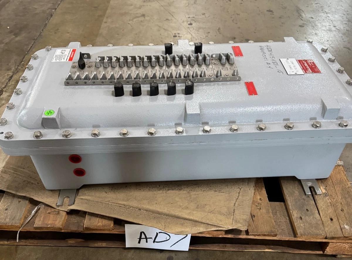 APPLETON/EGS 225 AMP AD7 EXPLOSION PROOF BREAKER PANEL ALPND22C42ML-359 120/208V