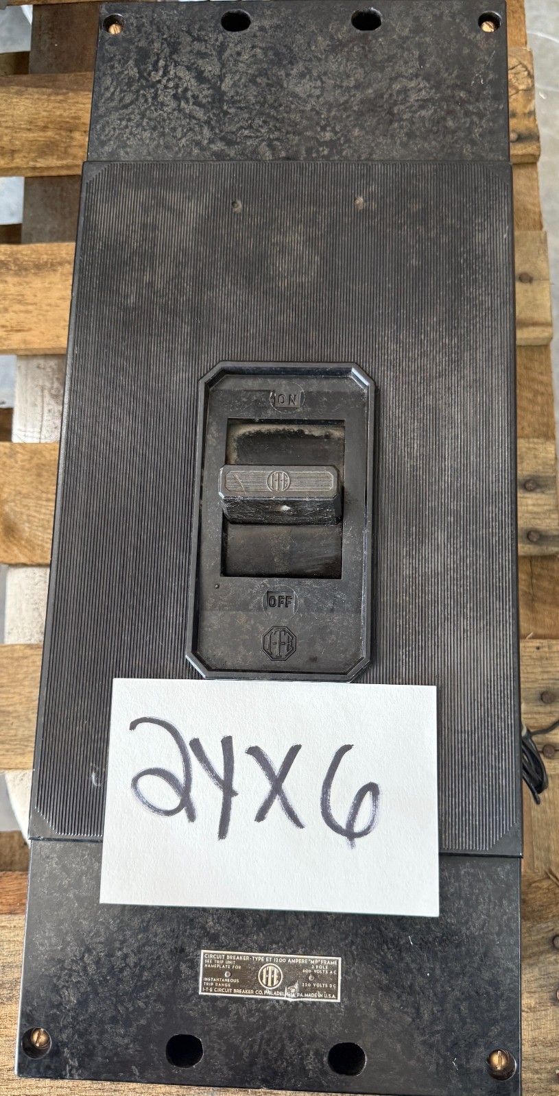 Refurbished ITE 1200 AMP BREAKER 2YU9 MODEL HP3-M1200 TYPE ETM 1200 AMP SHUNT TRIP NO. FRAME
