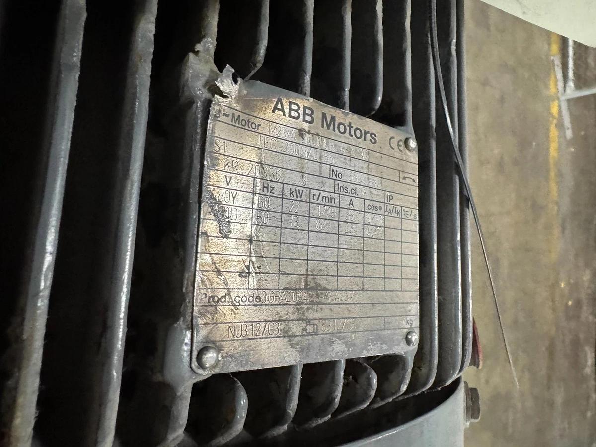 ABB Motor U 30 HP MODEL MB2A 200 MLB 1778/889 RPM 480/230 V 33/23 AMP 3 PH