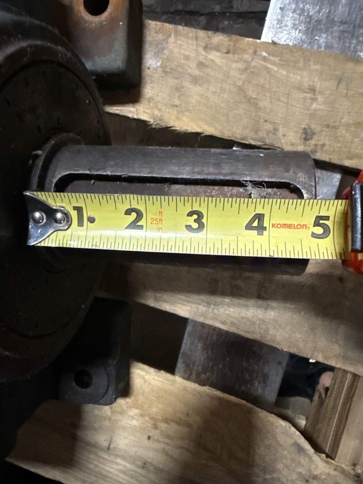 Used SEW-EURODRIVE GEAR REDUCER 2YDF MOD RX107AM256 2.64 RATIO 1860 TORQUE  SHAFT LEN
