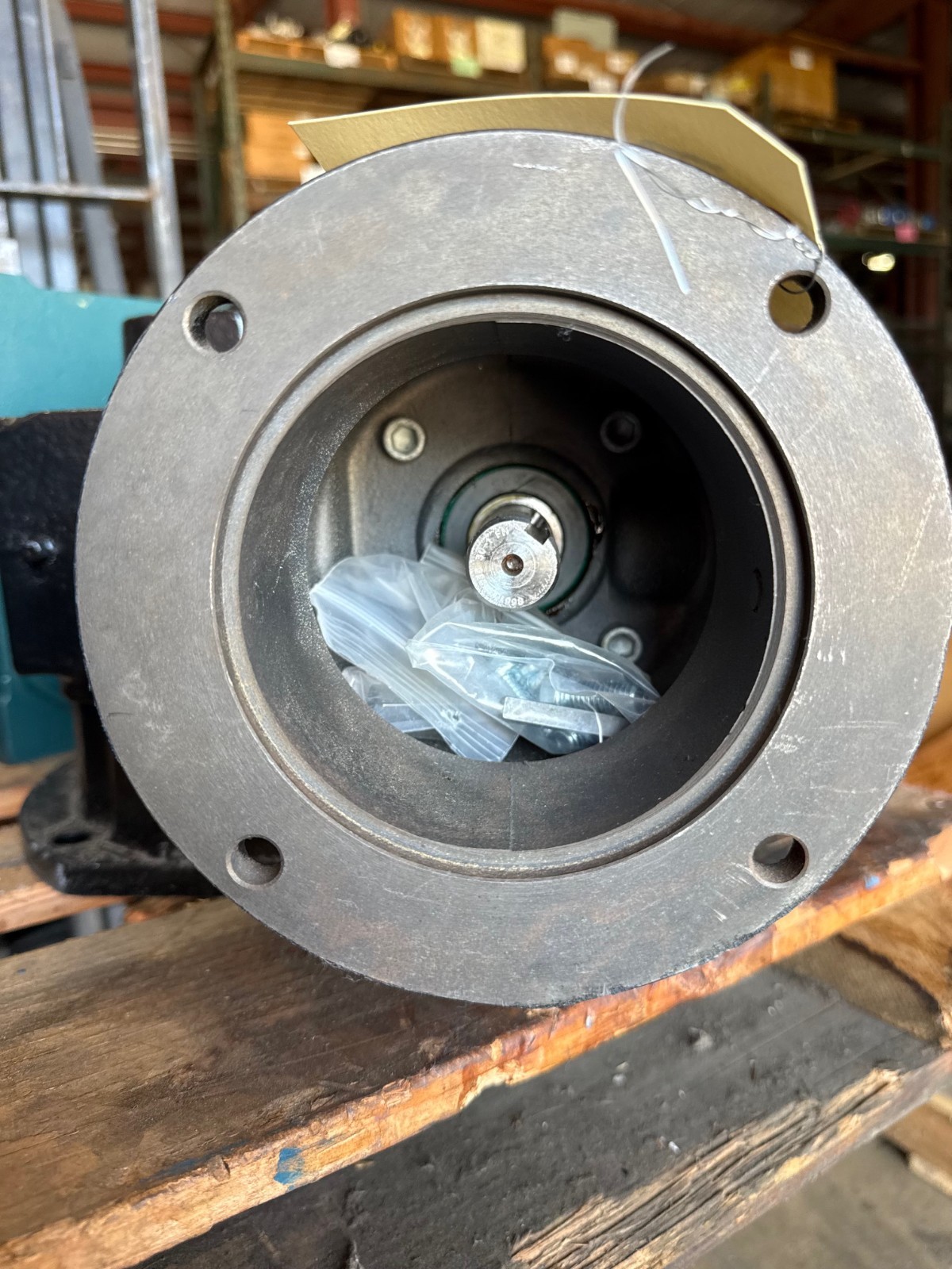 TIGEAR/2 BALDOR GEAR REDUCER 1XWD MOD 35Q40M181750 RPM 40 TO 1 3.23 HP MAX