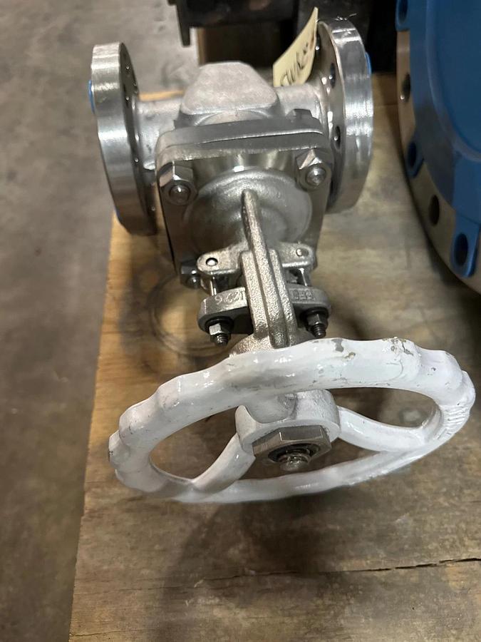 Used 2" 300 RF GATE VALVE 316 SS HANDWHEEL OP NEWAY 2G3RG12-6-GRA-ULE 2YM2 3 4