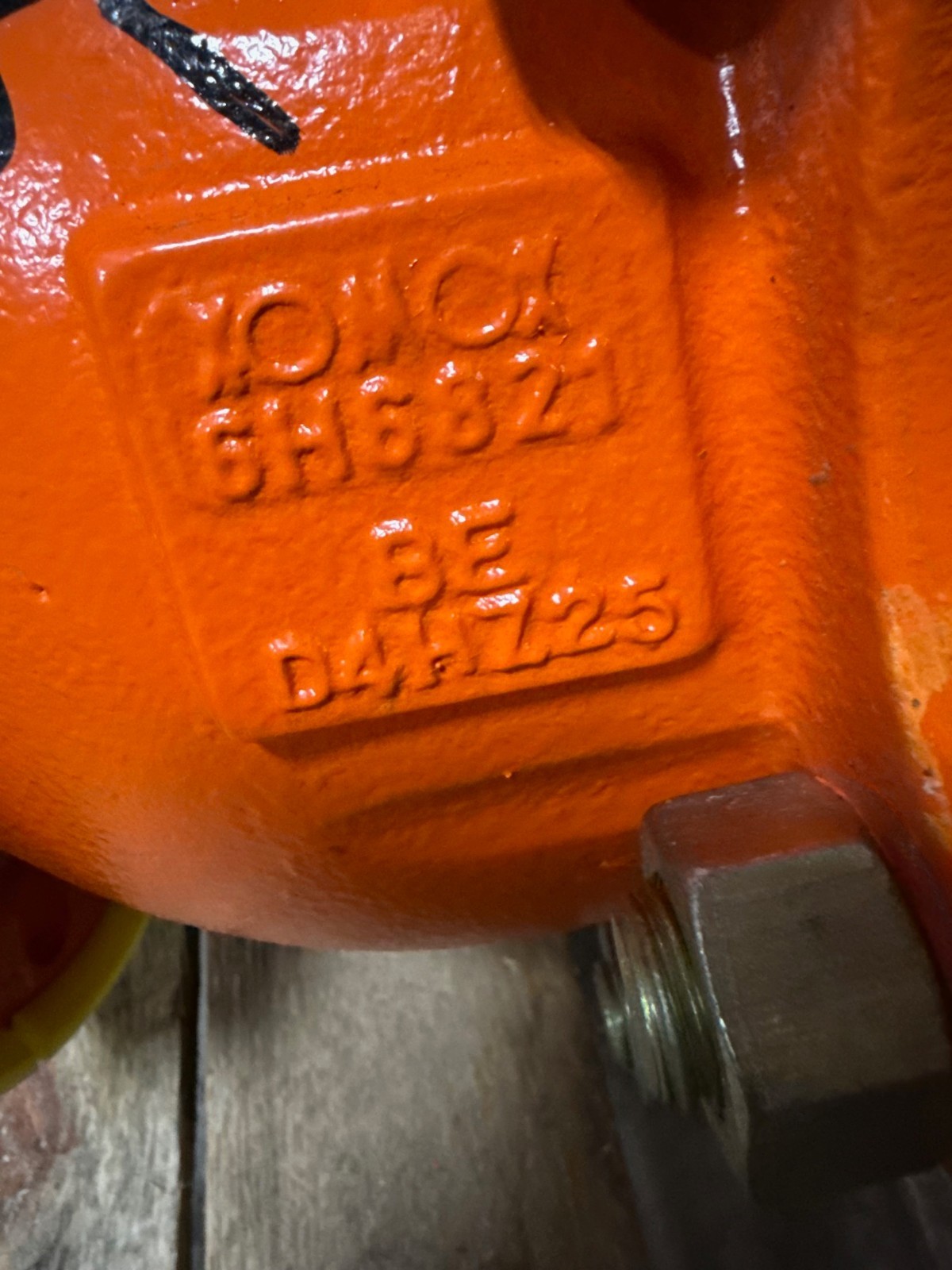 Used XOMOX 6" 150 RF FP PFA LINED BALL VALVE MODEL XLB12A 2YDA HANDLE OPERATER