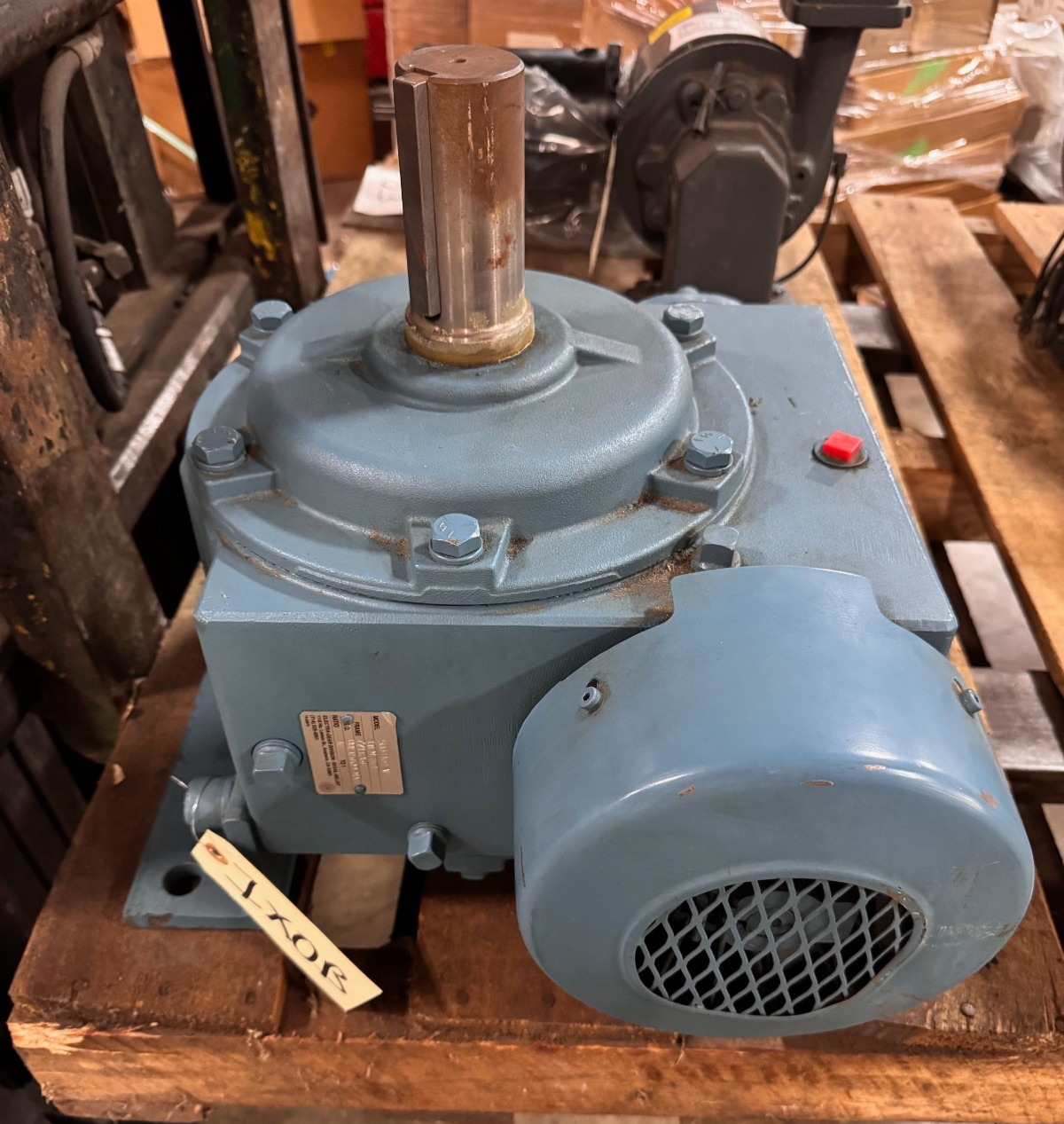 REGAL-BELOIT GEAR REDUCER 1XOB MODEL 500B403/V 10 TO 1 RATIO