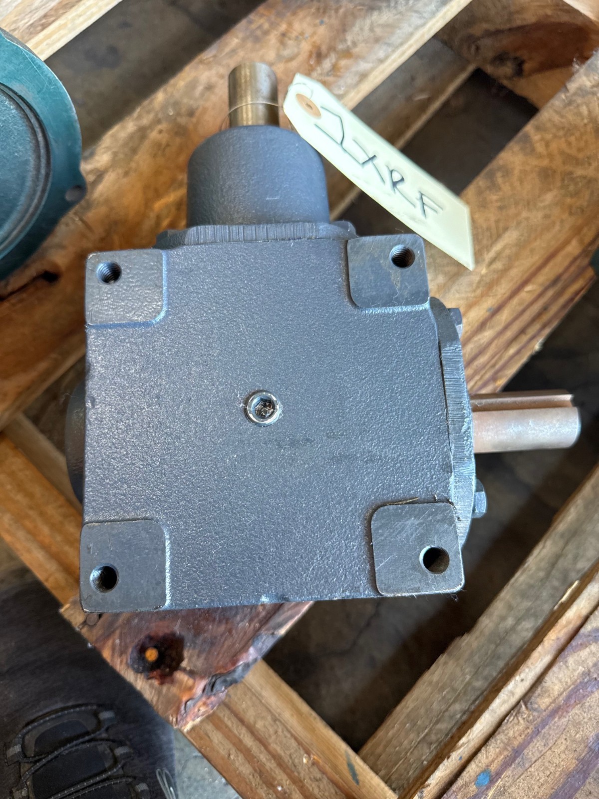 HUB CITY GEAR REDUCER 1XRF MOD 165 020-009L4L 2-1 RATIO