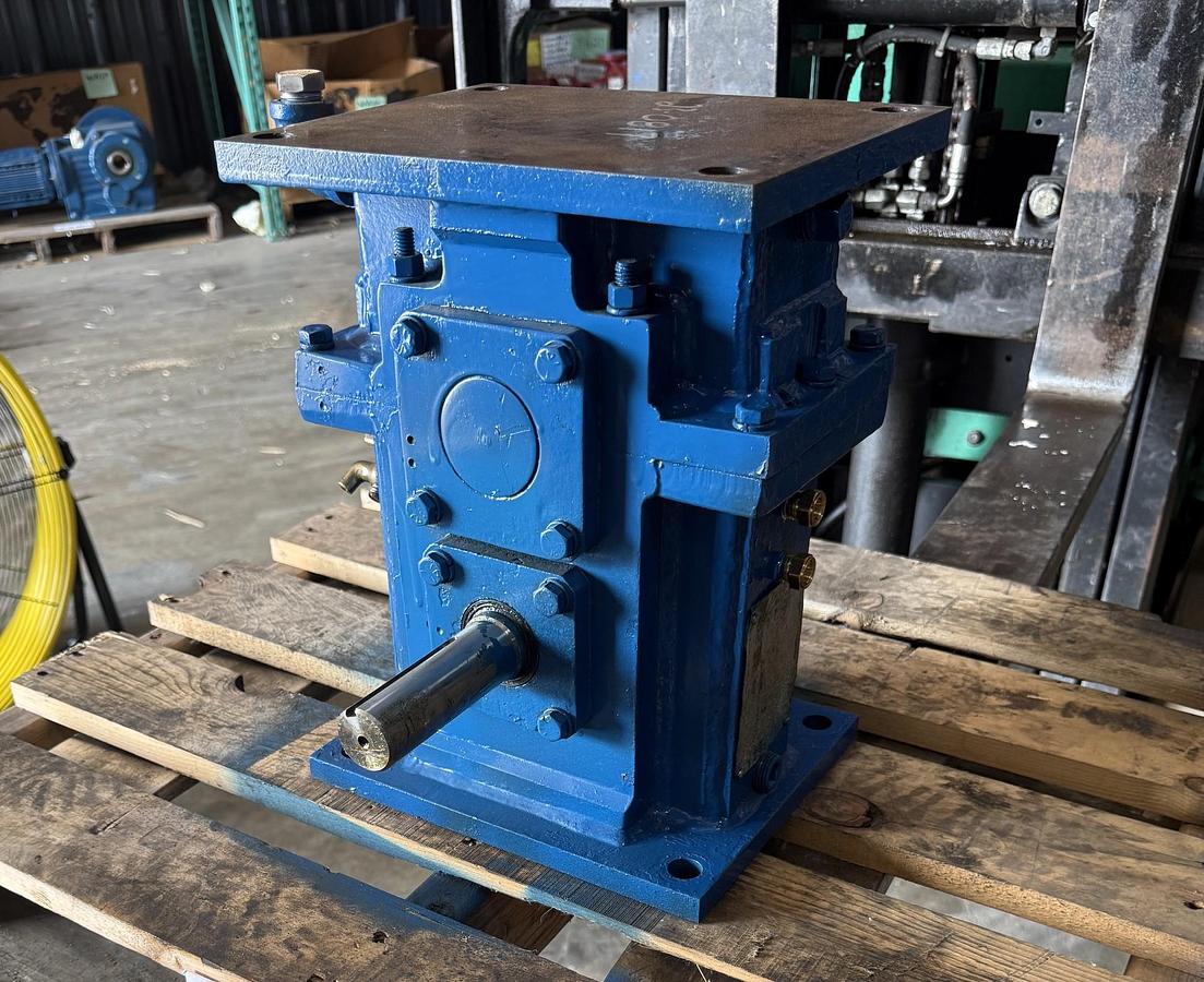 Refurbished HORSBURGH & SCOTT GEAR REDUCER 2YZ2 MODEL SIGNATURE SERIES 310722-D