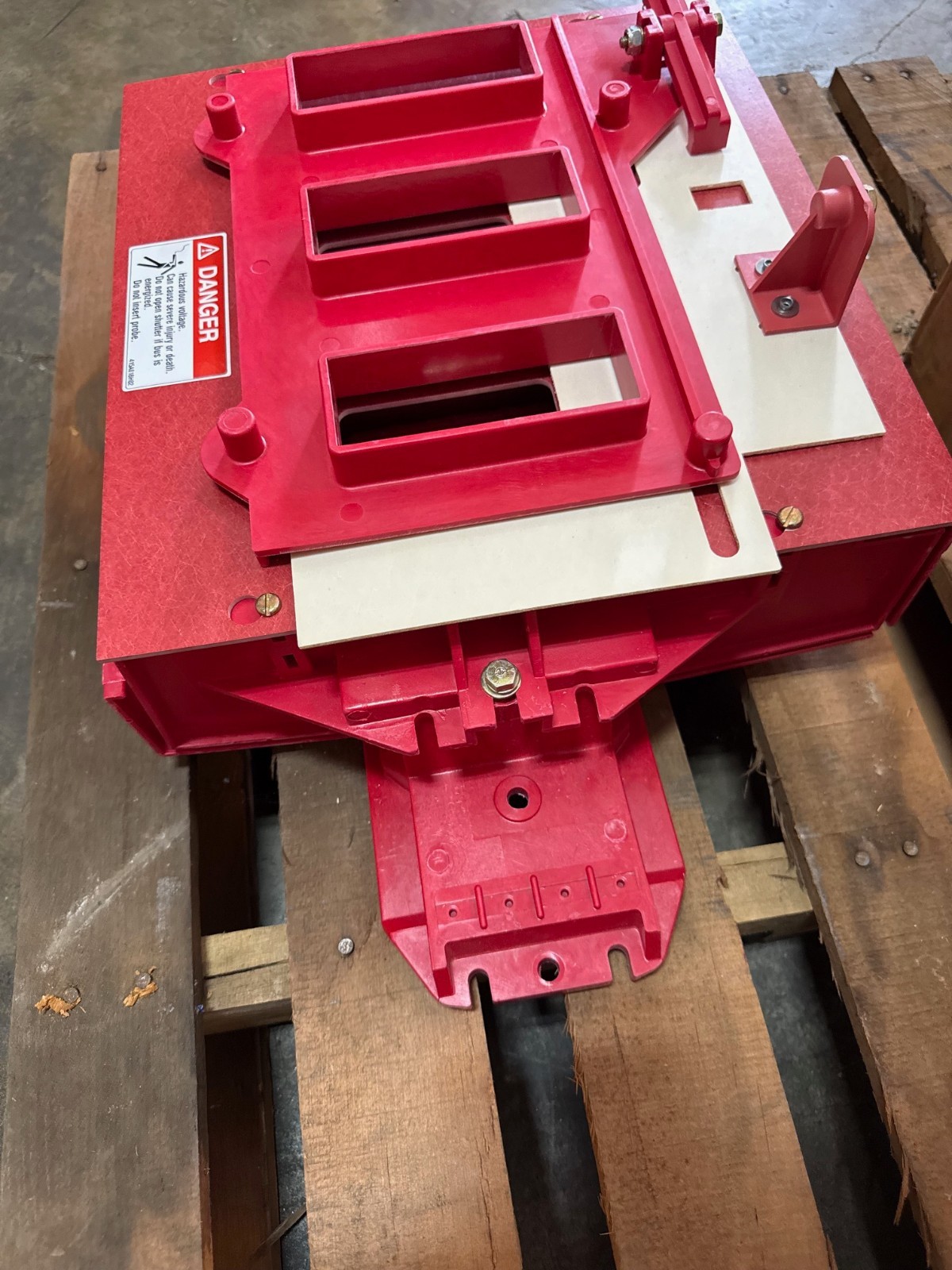 CUTLER-HAMMER INCOMING LINE STAB ASSEMBLY CAT 2147A41G11 XA21C