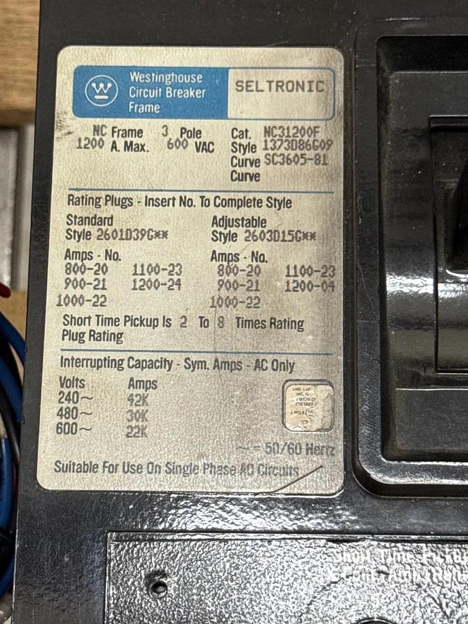Refurbished WESTINGHOUSE SELTRONIC 1200 AMP 600 V BREAKER HNC31200F FRAME HNC 1200A 2YU1 2