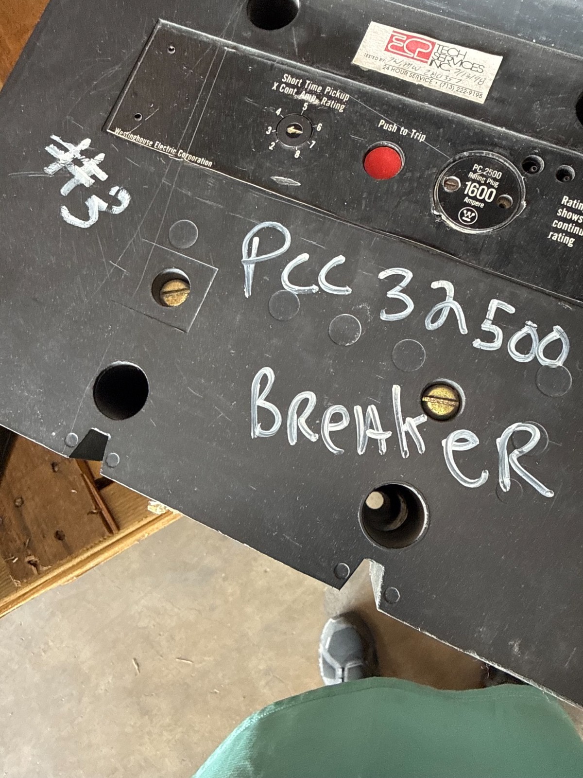 Refurbished Westinghouse 2500 AMP BREAKER PC32500F 2KA PC FRM 3P 600V 1600 A TRIP 2YW3 2YW4