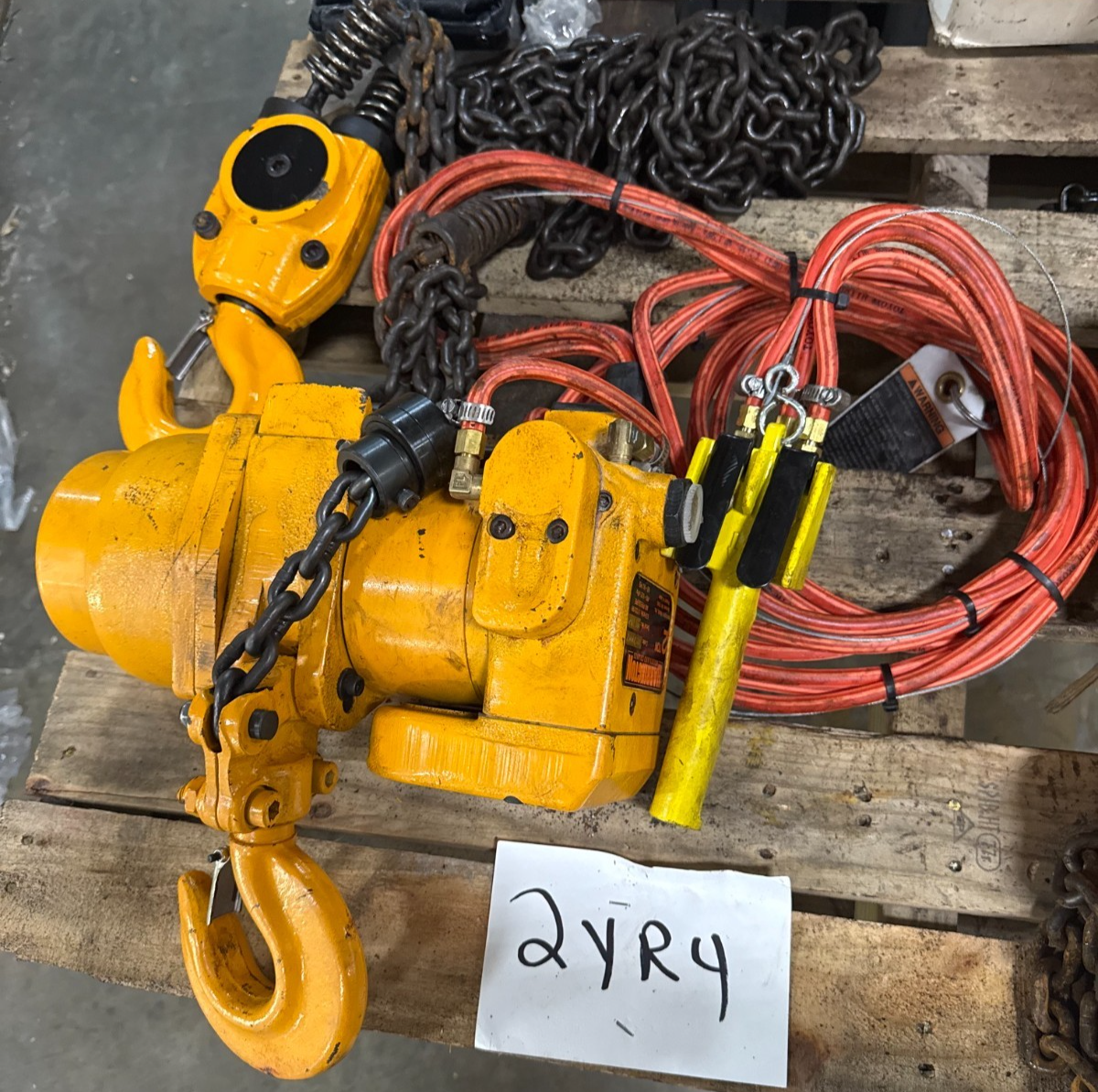 Used Harrington Pneumatic Hoist 2 Ton TCK2000-P2  WITH TROLLEY 2YR3-9