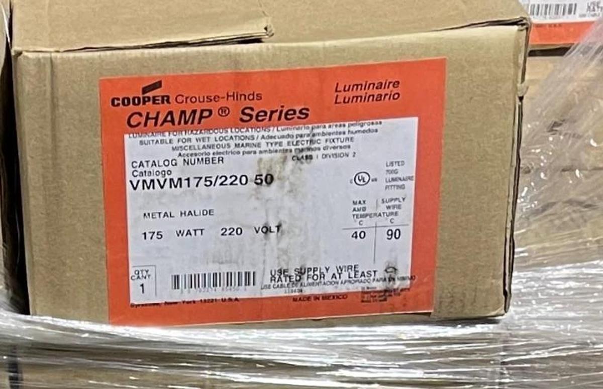 COOPER CROUSE HINDS CHAMP VMVM175/220 50 AD9 METAL HALIDE 175 WATT 220 V