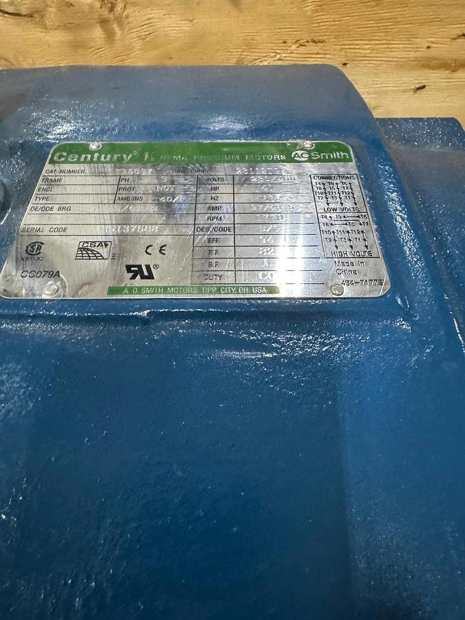 CENTRY II E PLUS 3 40 HP INVERTER DUTY Motor T35037 VA12AA 1770 RPM 230/460 V