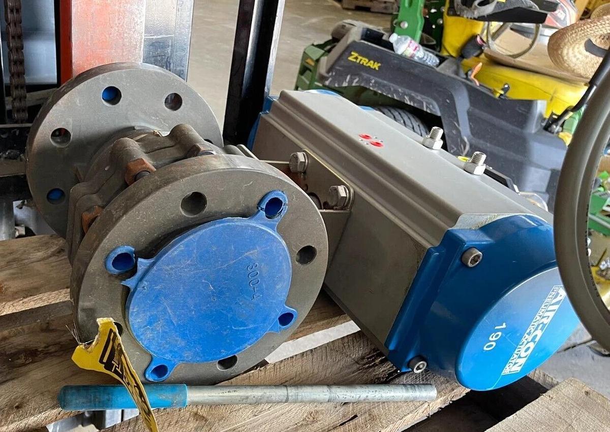 4" 300 RF RP BALL VALVE CS X SS FLOWTITE F30611101 W AIRCON ACTUATOR
